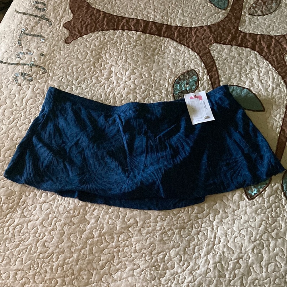 Gibson & Latimer teal swimsuit skirt/bottom